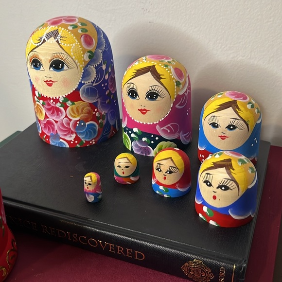 Matryoshka Handmade Wooden Traditional Russian 7 Piece Nesting Stacking Dolls - Picture 8 of 14